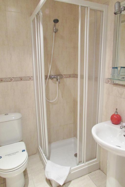 Hostal Nuevas Naciones Granada Ngoại thất bức ảnh