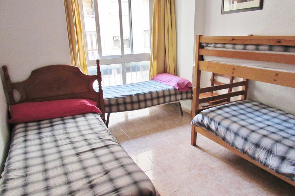 Hostal Nuevas Naciones Granada Ngoại thất bức ảnh