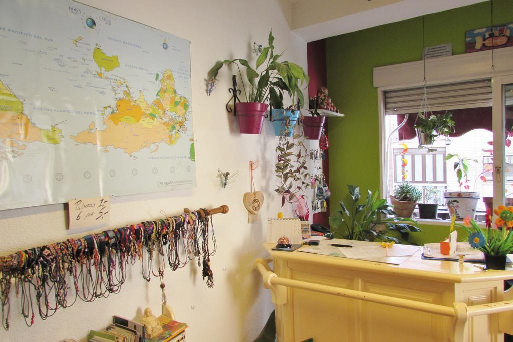 Hostal Nuevas Naciones Granada Ngoại thất bức ảnh
