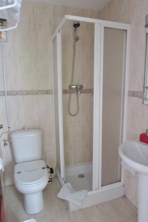 Hostal Nuevas Naciones Granada Ngoại thất bức ảnh